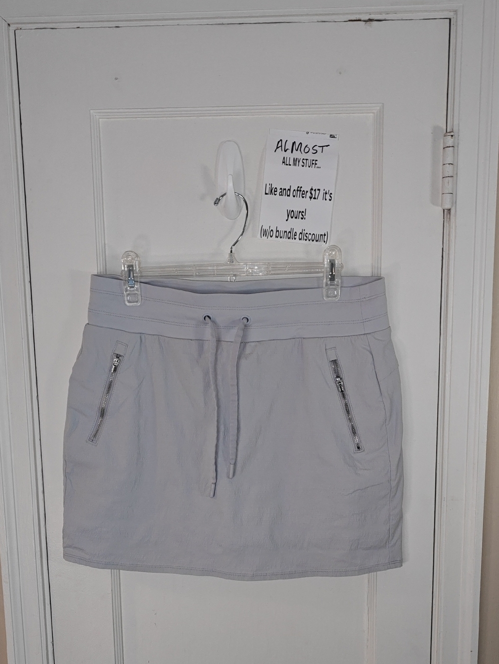 Athleta Light Gray A-Line Skort with Zip Pockets